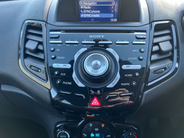 2017 Ford Fiesta Titanium Econetic 1.5 TDCI 374158353