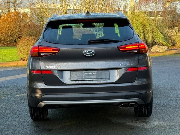 Now Reserved! Low km 191 Hyundai Tucson Executive! 374150940