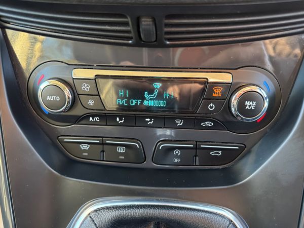 Ford Kuga 2016 Titanium 374150951