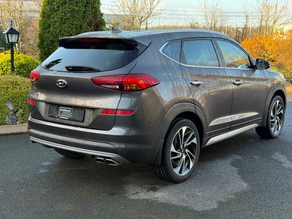 Now Reserved! Low km 191 Hyundai Tucson Executive! 374150952