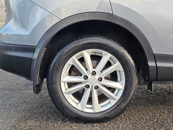 Nissan Qashqai 1.6 DSL PanRoof NCT 03/26 TAX 05/26 374153349