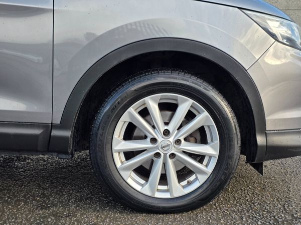 Nissan Qashqai 1.6 DSL PanRoof NCT 03/26 TAX 05/26 374153352