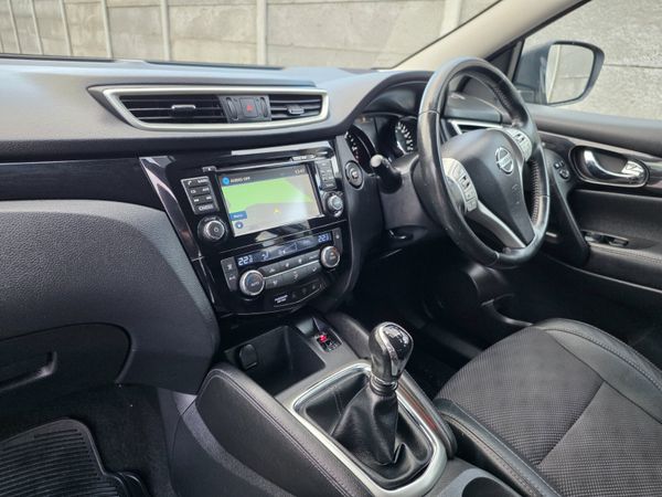 Nissan Qashqai 1.6 DSL PanRoof NCT 03/26 TAX 05/26 374153365