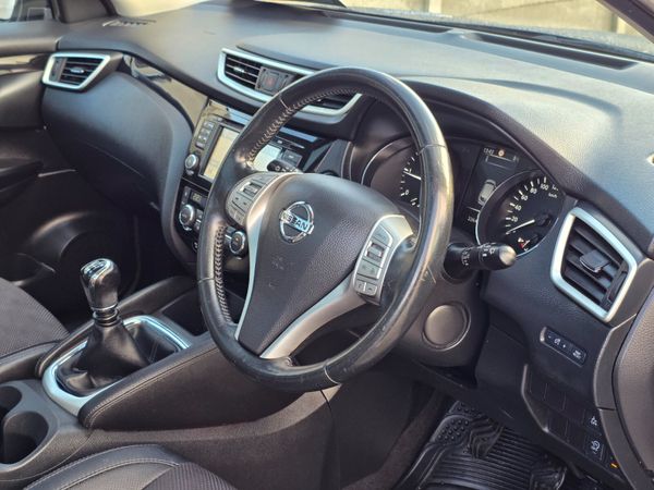 Nissan Qashqai 1.6 DSL PanRoof NCT 03/26 TAX 05/26 374153366