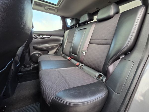 Nissan Qashqai 1.6 DSL PanRoof NCT 03/26 TAX 05/26 374153375