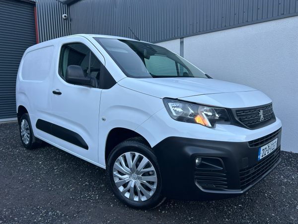 2021 Peugeot Partner 'Enterprise 374166348