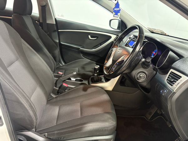 2016 Hyundai i30 Classic 1.4 CRDi 374171435