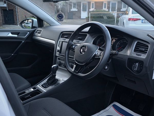 Volkswagen Golf Petrol Automatic *ONLY 25K* 2014 374199329