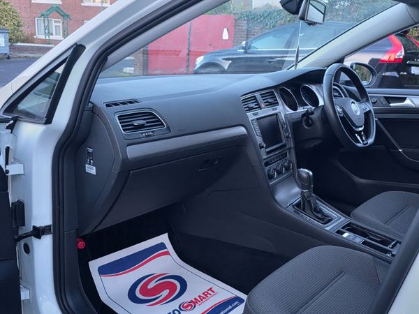 Volkswagen Golf Petrol Automatic *ONLY 25K* 2014 374199330