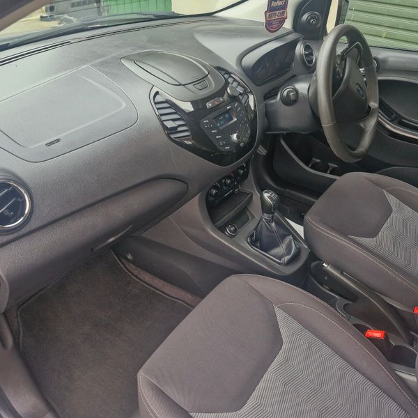 17 Ford Ka+ 5dr 374203697