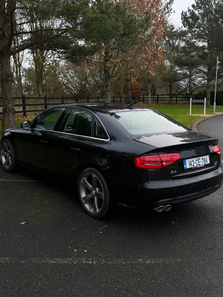 Audi A4 2014 374212427