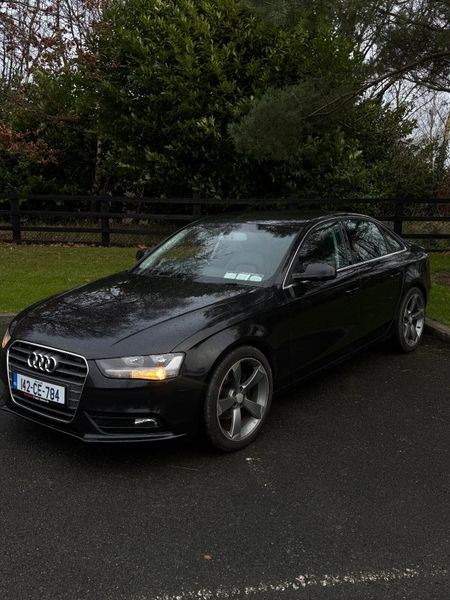 Audi A4 2014 374212423