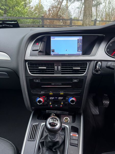 Audi A4 2014 374212436