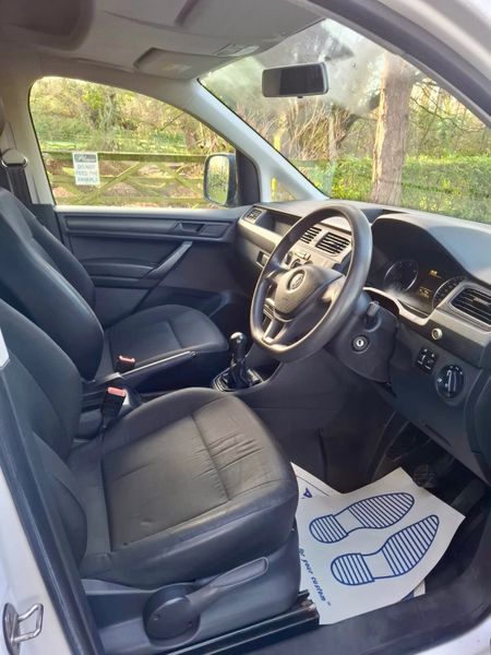 Volkswagen Caddy Maxi 2019 DOE 12/26 374221975