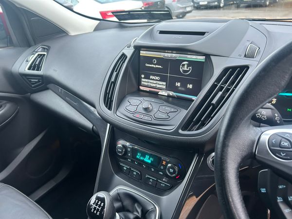 Ford kuga titanium 374233327