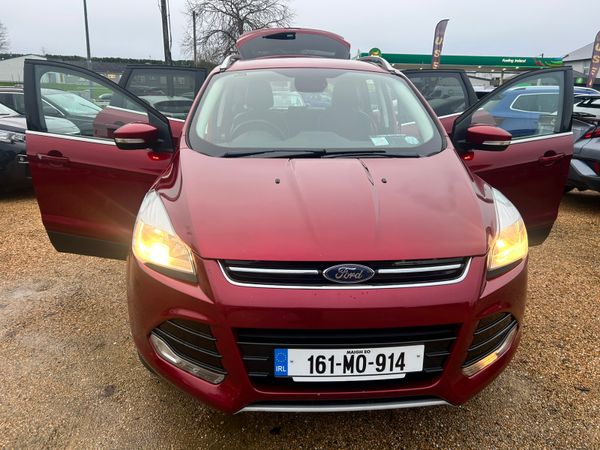 Ford kuga titanium 374233335