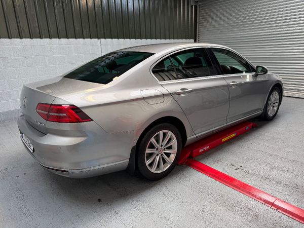 Volkswagen Passat 2017 Highline ! 374243729