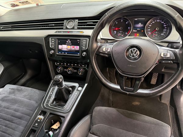Volkswagen Passat 2017 Highline ! 374243835