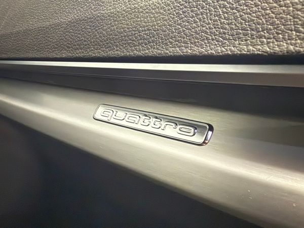 232 Audi Q5 2.0 50 TFSi E Quattro S-Line 374254600