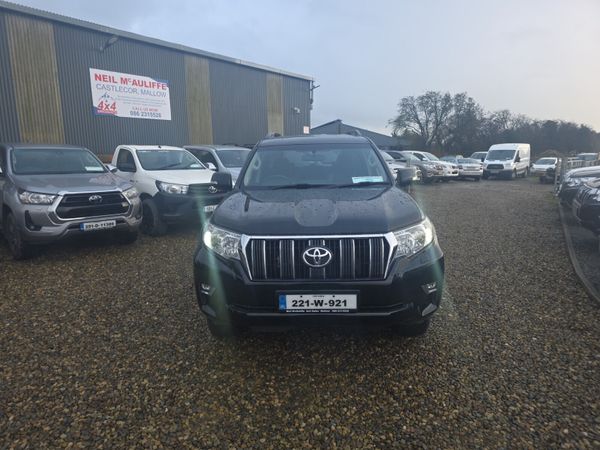 Toyota Land Cruiser LC Business Class 374267144