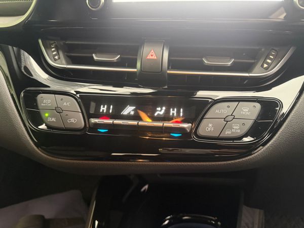 2020 Toyota CH-R Auto G /leather Sol Spec 374270356