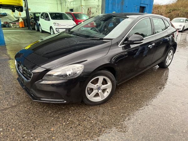 2014 Volvo V40 Automatic T4 374271759