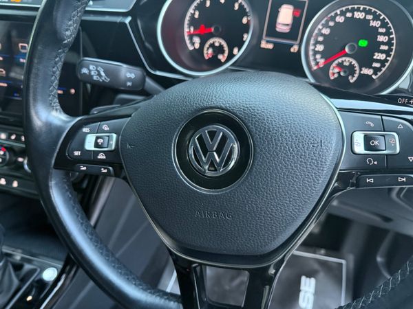 2018 Volkswagen Touran 1.4 TSI/Automatic 7 seater 374287966