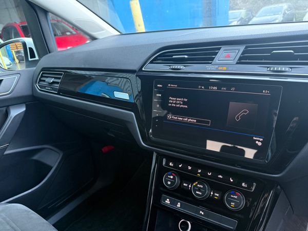 2018 Volkswagen Touran 1.4 TSI/Automatic 7 seater 374287960