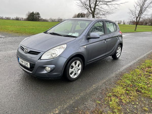 Hyundai i20 2011 low mileage Trade Sale 374289893