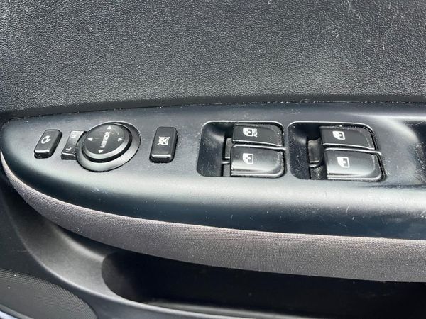 Hyundai i20 2011 low mileage Trade Sale 374289963