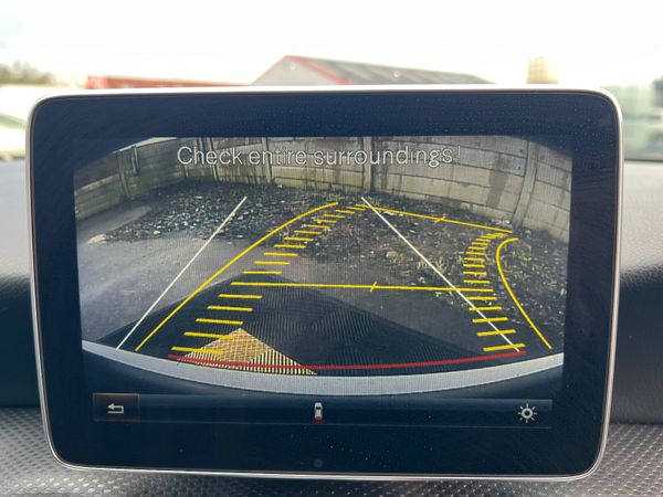 Mercedes-Benz A180 Auto 374298154