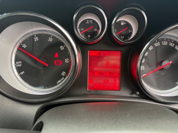 2015 Opel Astra 374308683