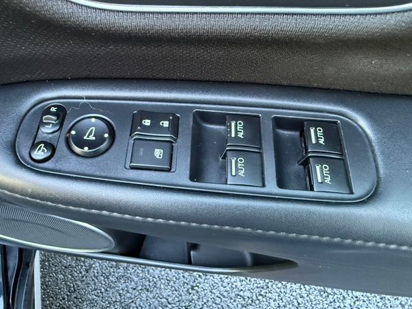 2016 Honda HRV(vezel)1.5 Hybrid Auto,45k Miles 374303375