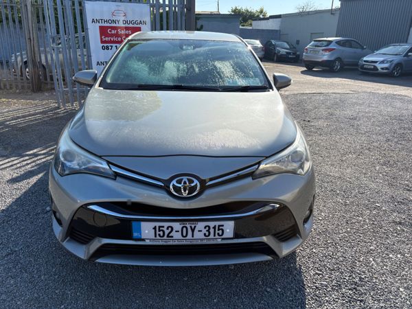 152 Toyota Avensis 2.0D4D 374310566