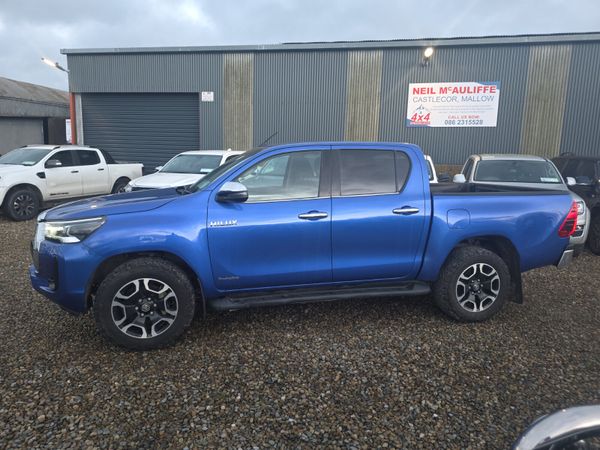 Toyota Hilux 2.4 D4D Invincible 374310744