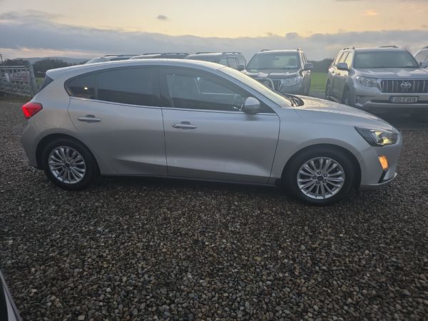 Ford Focus TDCI Titanium 374312030