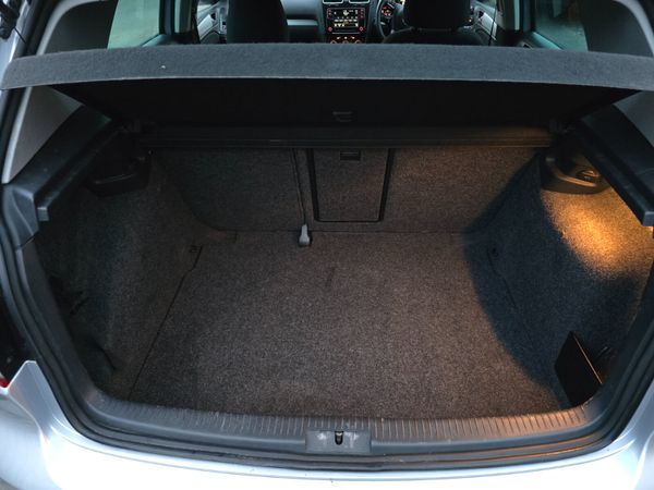 2012 Volkswagen Golf  1.6 TDI HIGHLINE 374328493