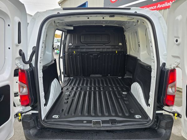 Citroen Berlingo 2020 New DOE and 6 months Tax 374335679