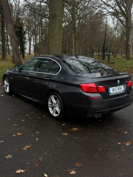 BMW 5-Series 2014 With Sun roof 374352676