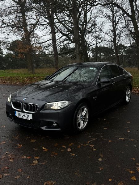 BMW 5-Series 2014 With Sun roof 374352671