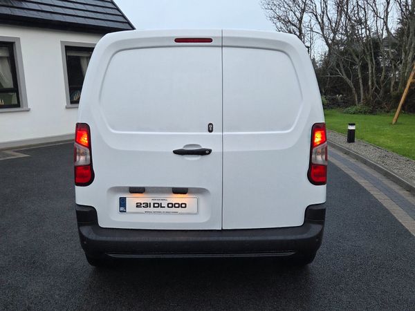 2023 PEUGEOT PARTNER PROFESSIONAL PLUS 1.5HDI 374353926