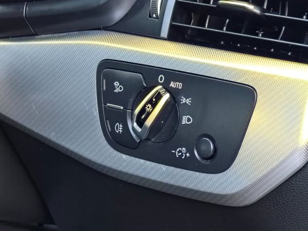 171 Audi A4 ULTRA 2.0 TDI 374372956