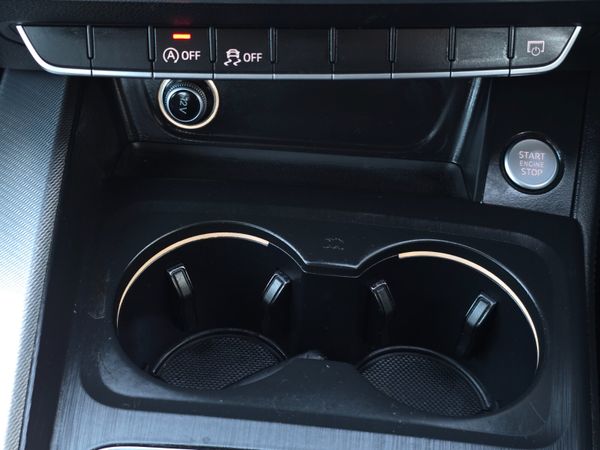 171 Audi A4 ULTRA 2.0 TDI 374372983