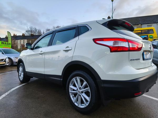 Nissan Qashqai 2015 1 Year Warranty AA Approved 374387626