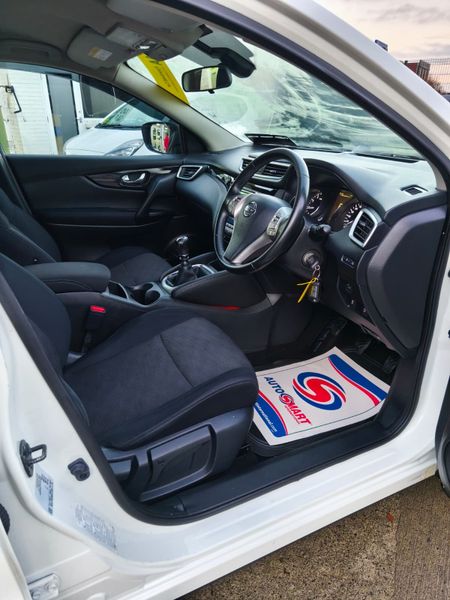 Nissan Qashqai 2015 1 Year Warranty AA Approved 374387636