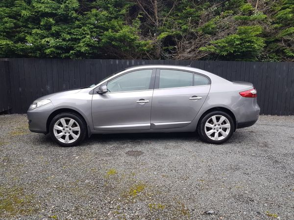 FLUENCE TOM TOM... NCT 01/27...LOW KMS 374404436