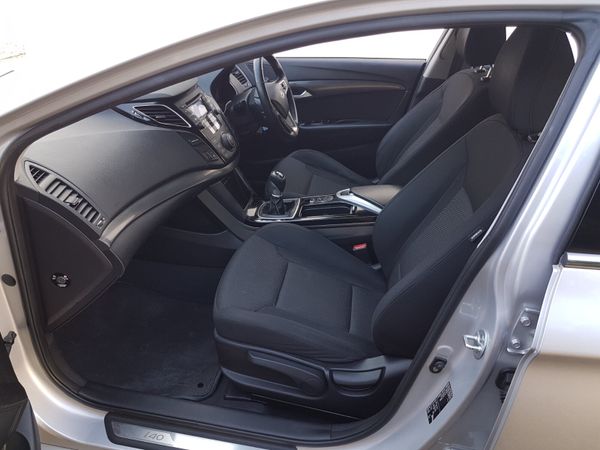 i40 TOURER.. NCT 03/27 TODAY 374407372