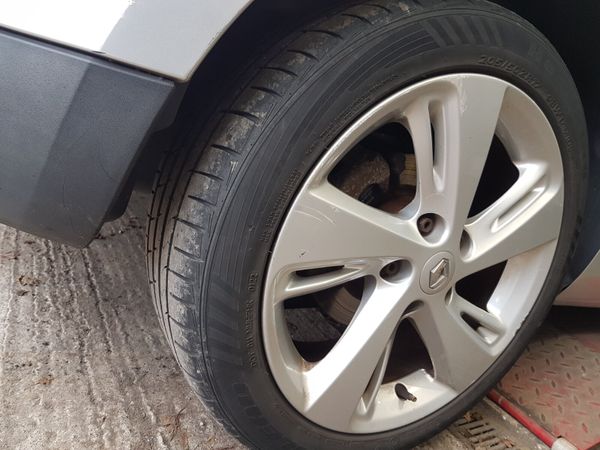 MEGANE TOM TOM... NCT TODAY .. LOW KMS 374413577