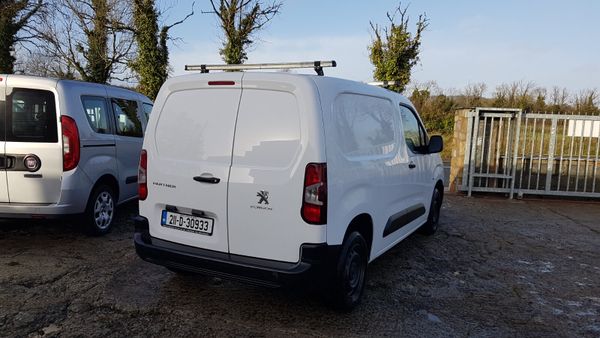 Peugeot Partner 211D AS NEW VAT INVOICE 374427656