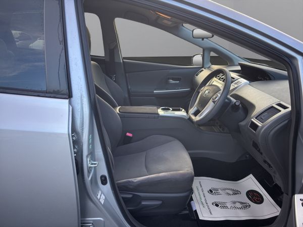 2014 PRIUS ALPHA (S123) 374447893